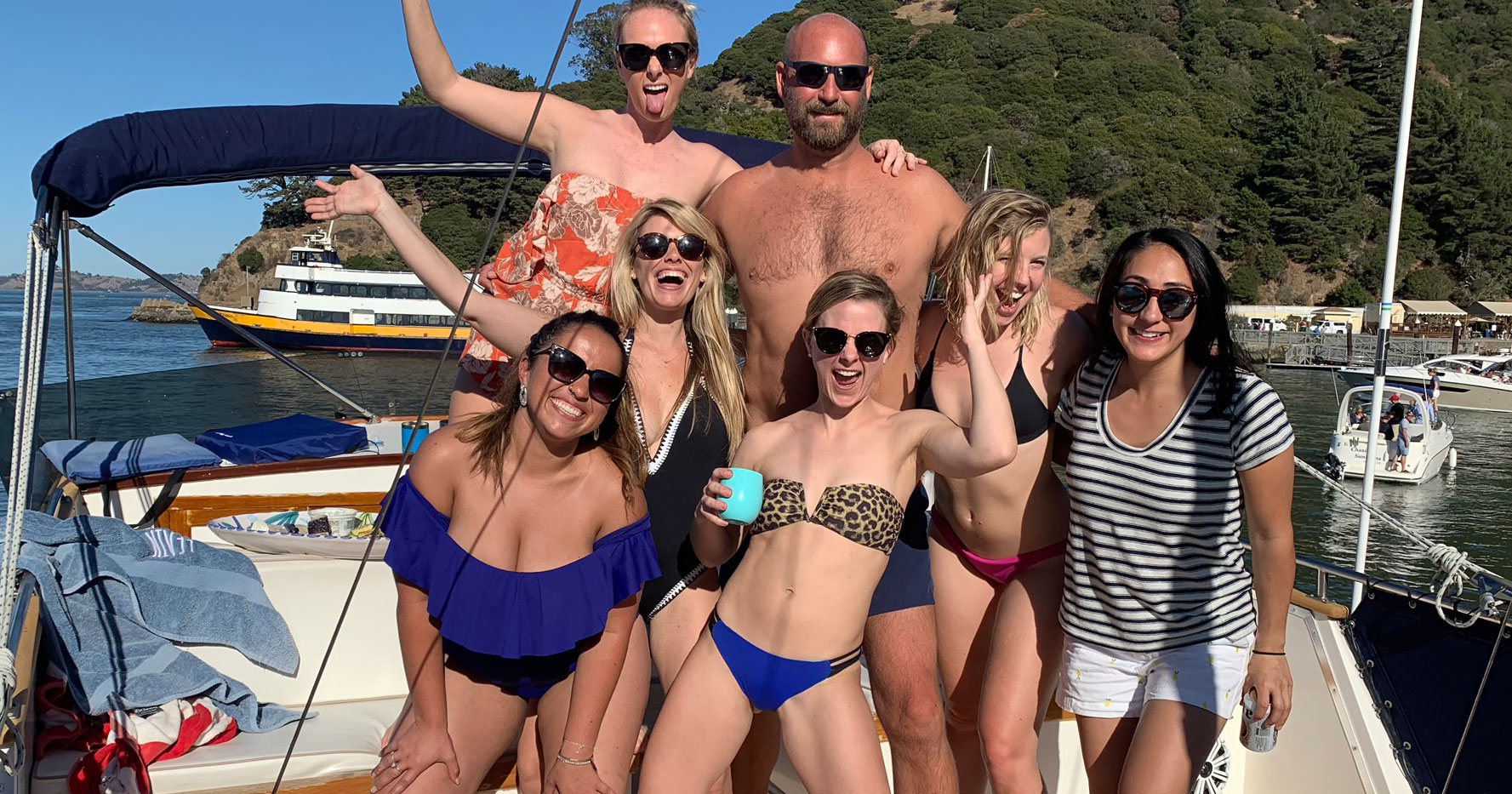 Read more about the article Boating Fun With Outposters (75 Pictures)