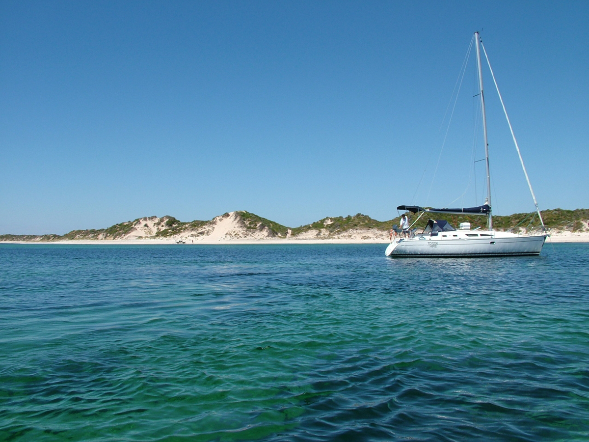 Read more about the article On The Water With Sailors and Cruisers (45 Pictures)