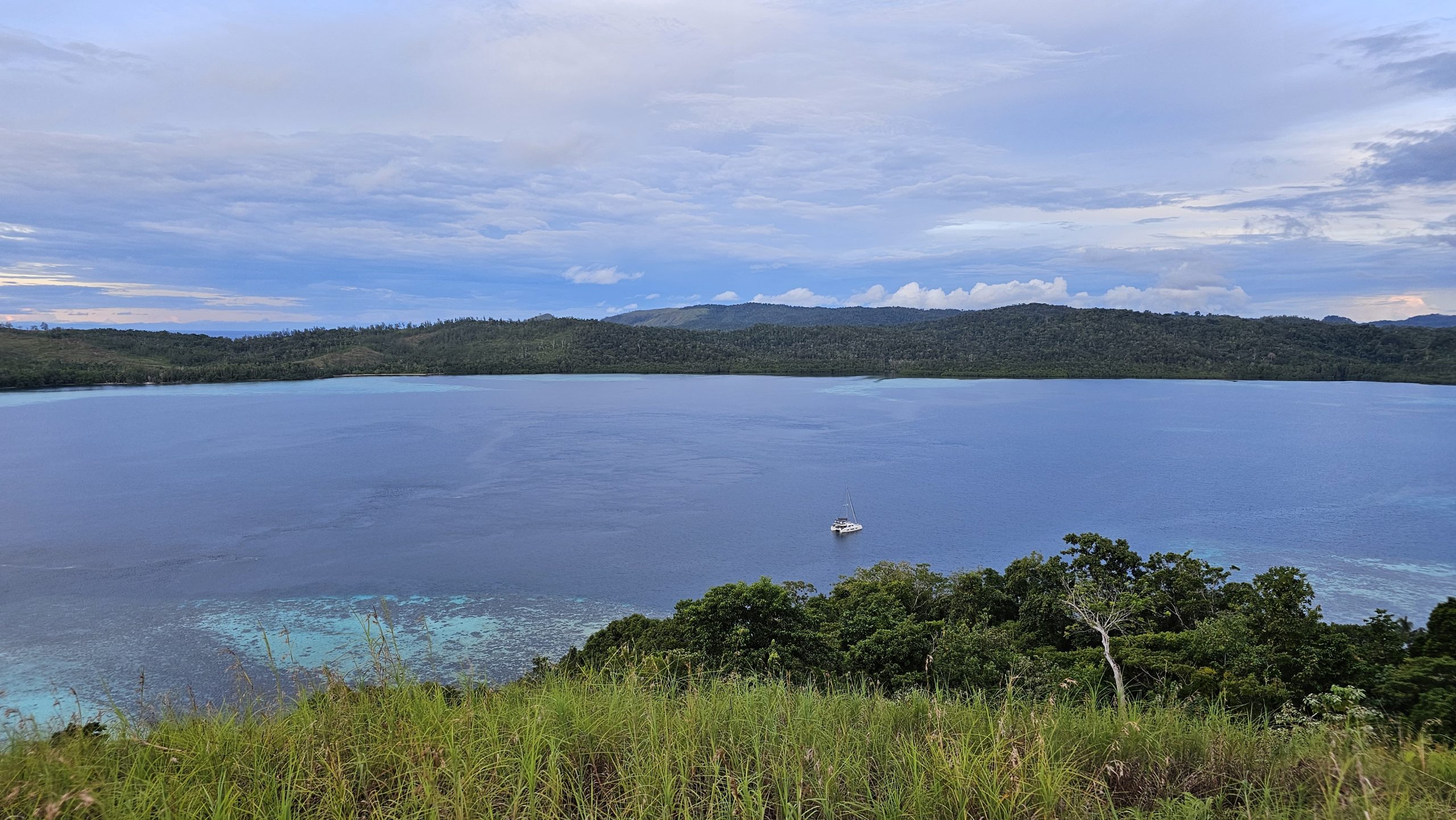 Read more about the article ꗃ Is This the Most Beautiful Yachtie Welcome in the World?